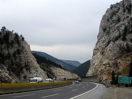Gülek Boğazına yazık olmuş